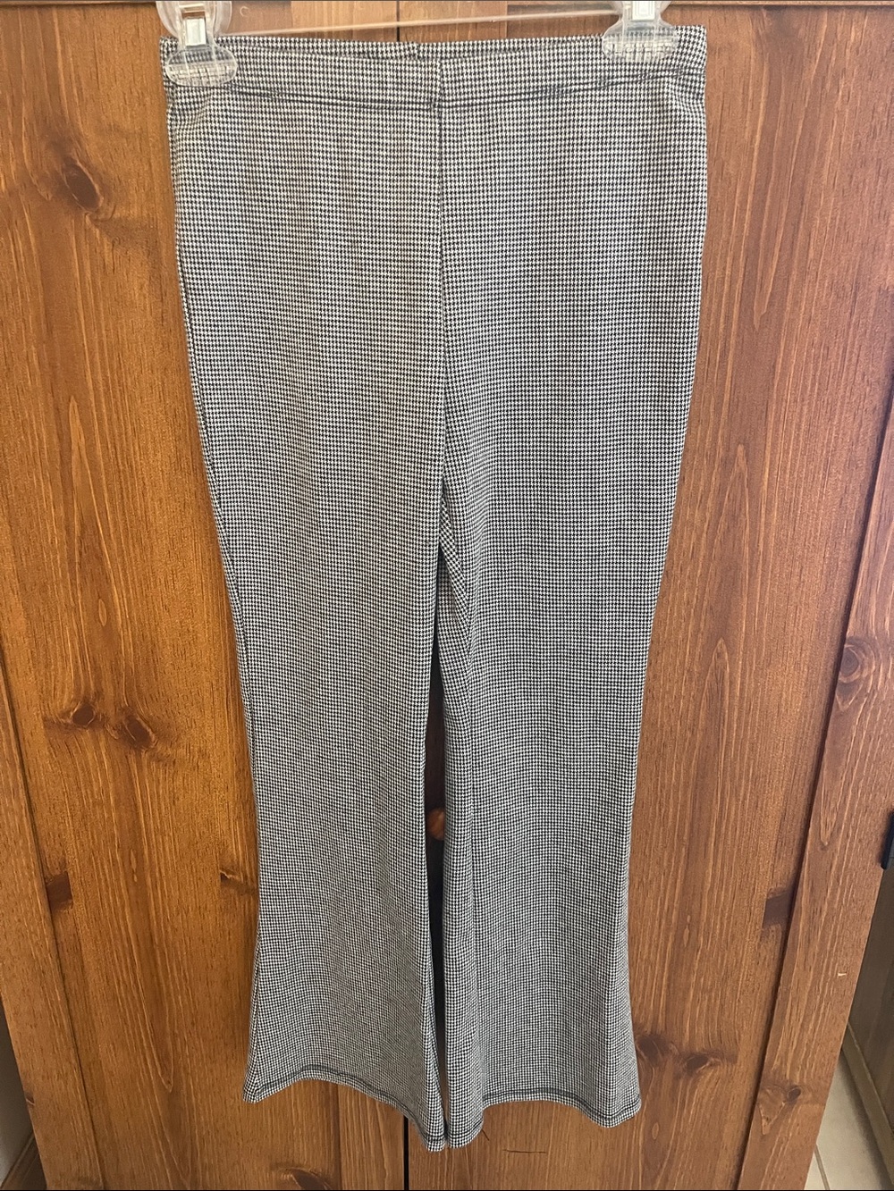 Forever 21 Gray Houndstooth Women’s Jogger-Style Flared Bottoms